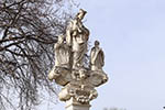 Niederösterreich 3D - Asparn an der Zaya - Mariensäule mit Gemeindebrunnen
