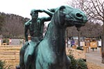 Niederösterreich 3D - Baden Kurpark - Nackter Reiter